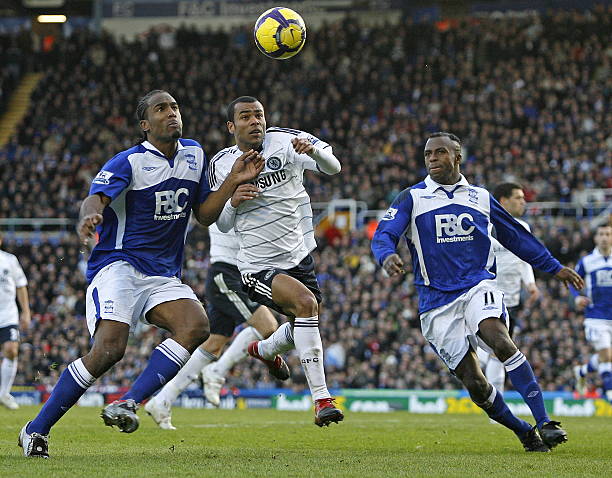 步占据上风 步占据上风